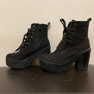 Chunky heel canvas combat boot